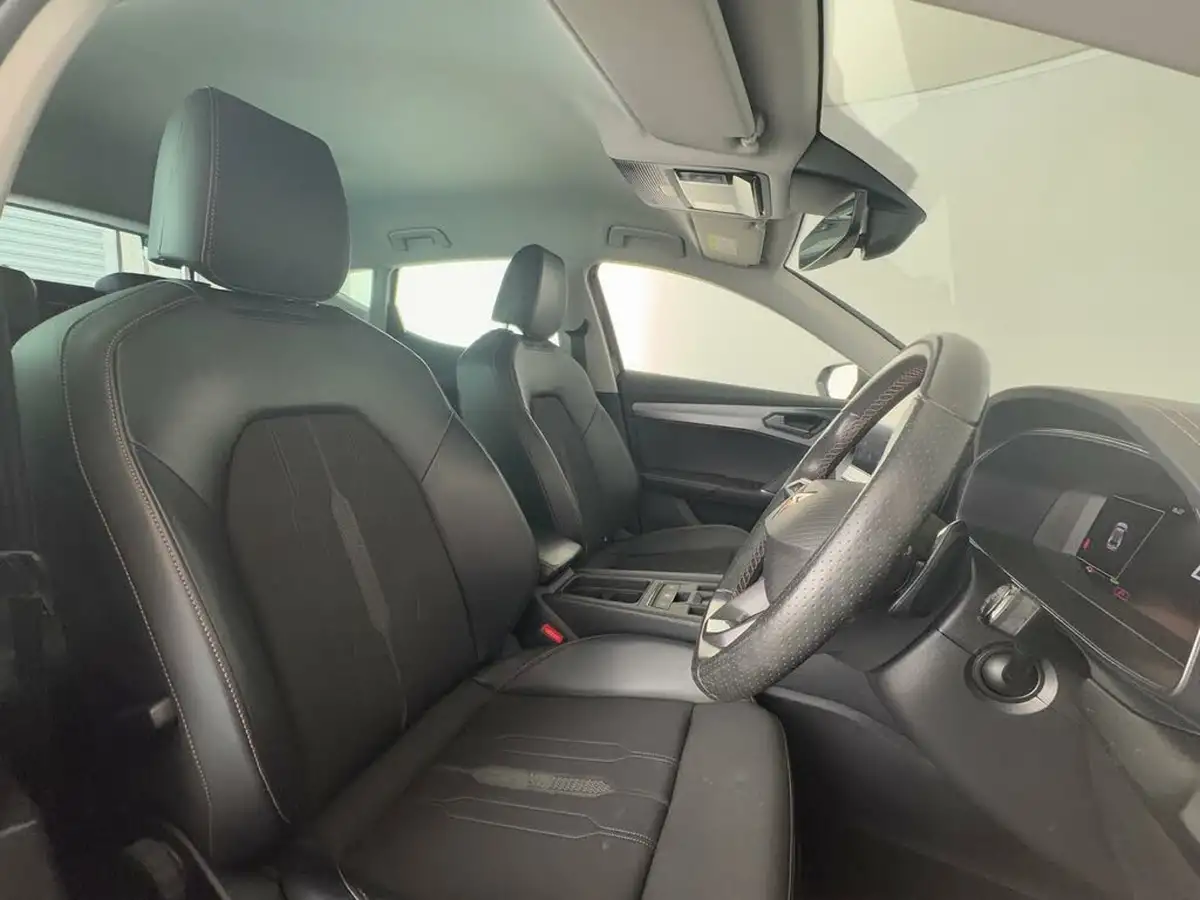 2021-cupra-formentor-14-e-hybrid-v1-big-10