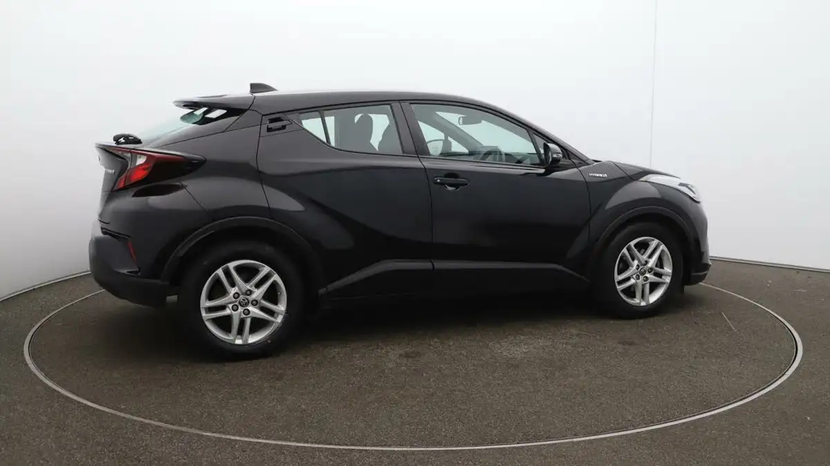 2020-toyota-c-hr-18-vvt-i-icon-parking-pack-big-44