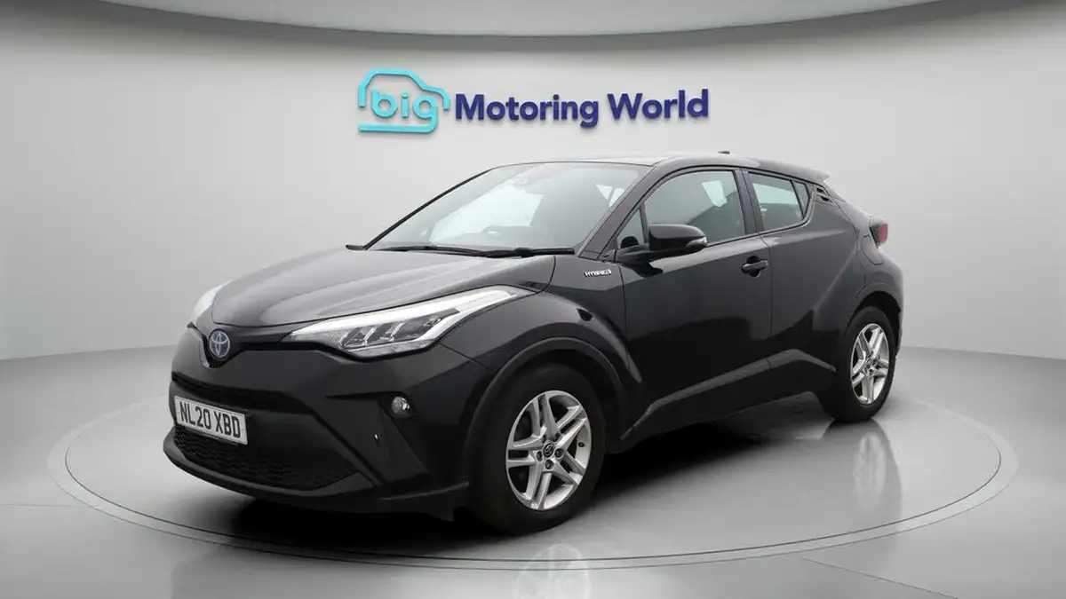 2020-toyota-c-hr-18-vvt-i-icon-parking-pack-big-3
