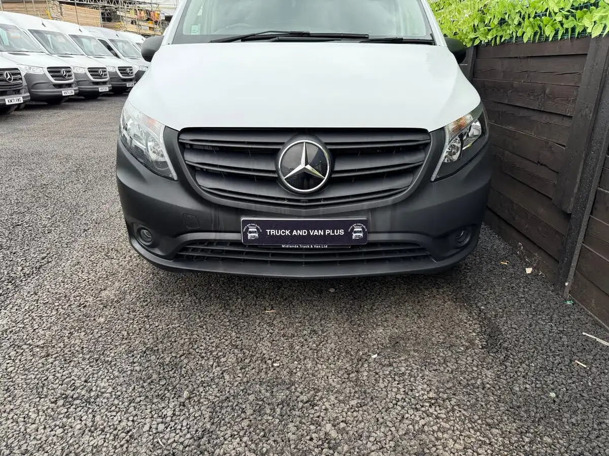 2021-mercedes-benz-vito-20cdi-114-progressive-l2-134bhpeu6dt-panel-1749cc-9g-tronic-big-2