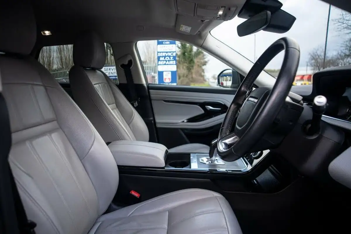 2019-land-rover-range-rover-evoque-20-p250-s-big-26