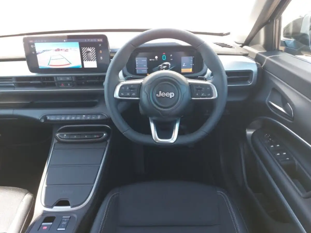 2024-jeep-avenger-12-gse-summit-e-hybrid-48v-auto-big-6