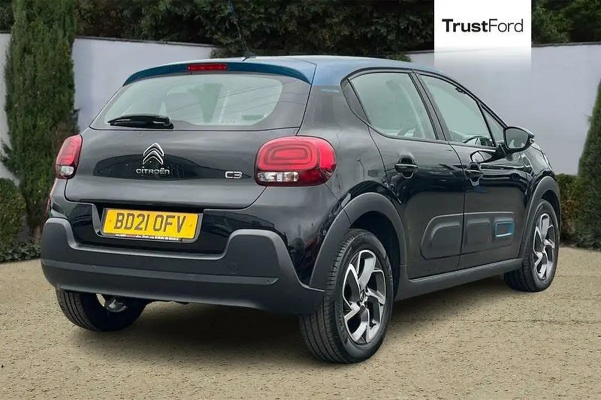 2021-citroen-c3-12-puretech-flair-83ps-big-3