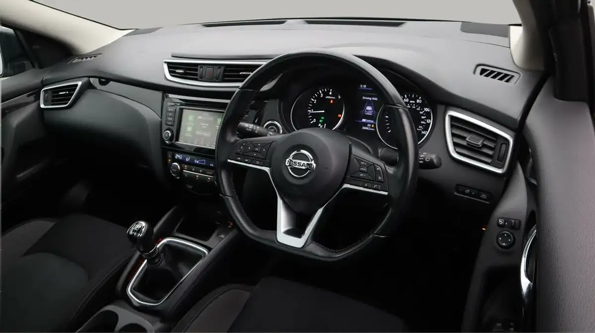 2019-nissan-qashqai-13-dig-t-n-connecta-140ps-big-9