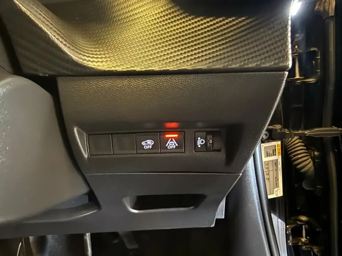 2022-peugeot-2008-suv-12-puretech-allure-premium-100bhp-big-43