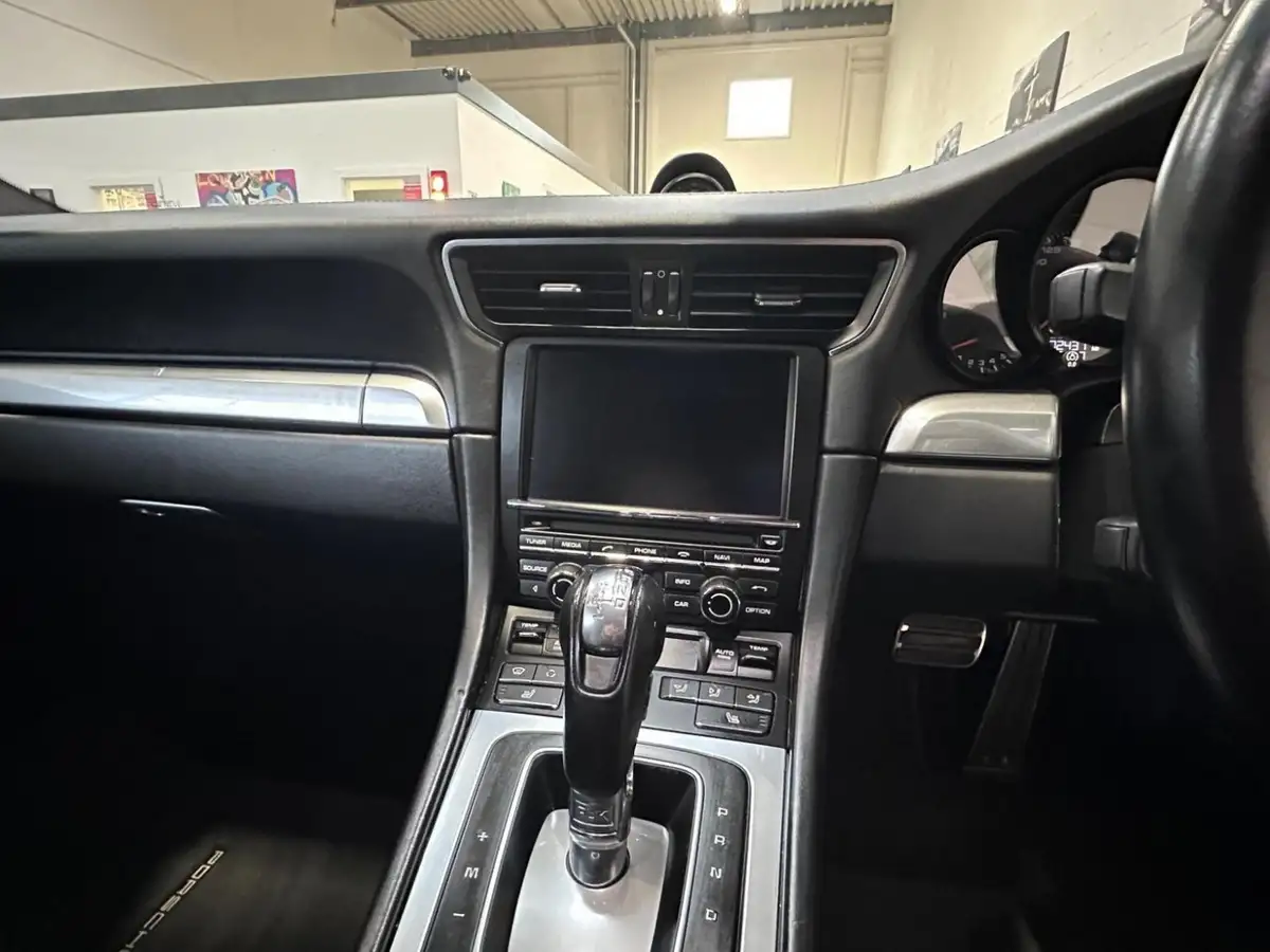 2013-porsche-911-38-carrera-4-s-coupe-pdk-big-27