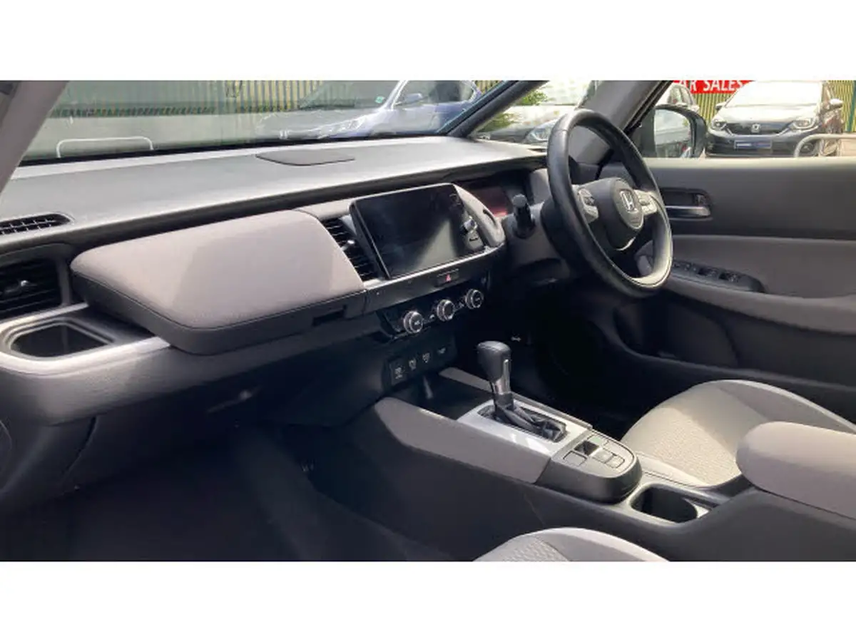 2021-honda-jazz-15-i-mmd-crosstar-ex-107ps-big-1