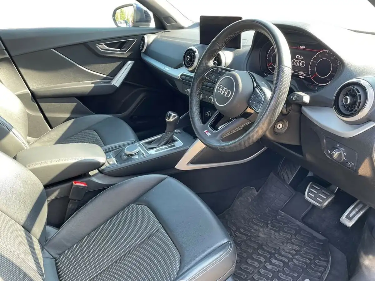 2022-audi-q2-15-35-tfsi-s-line-tronic-big-14