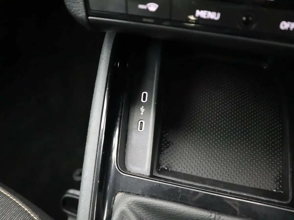 2022-skoda-kamiq-10-tsi-se-l-big-29
