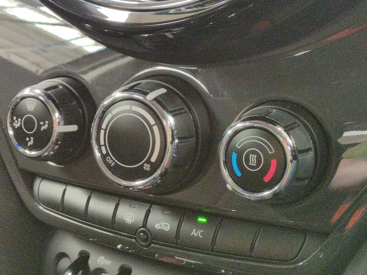 2022-mini-countryman-15-cooper-classic-big-21