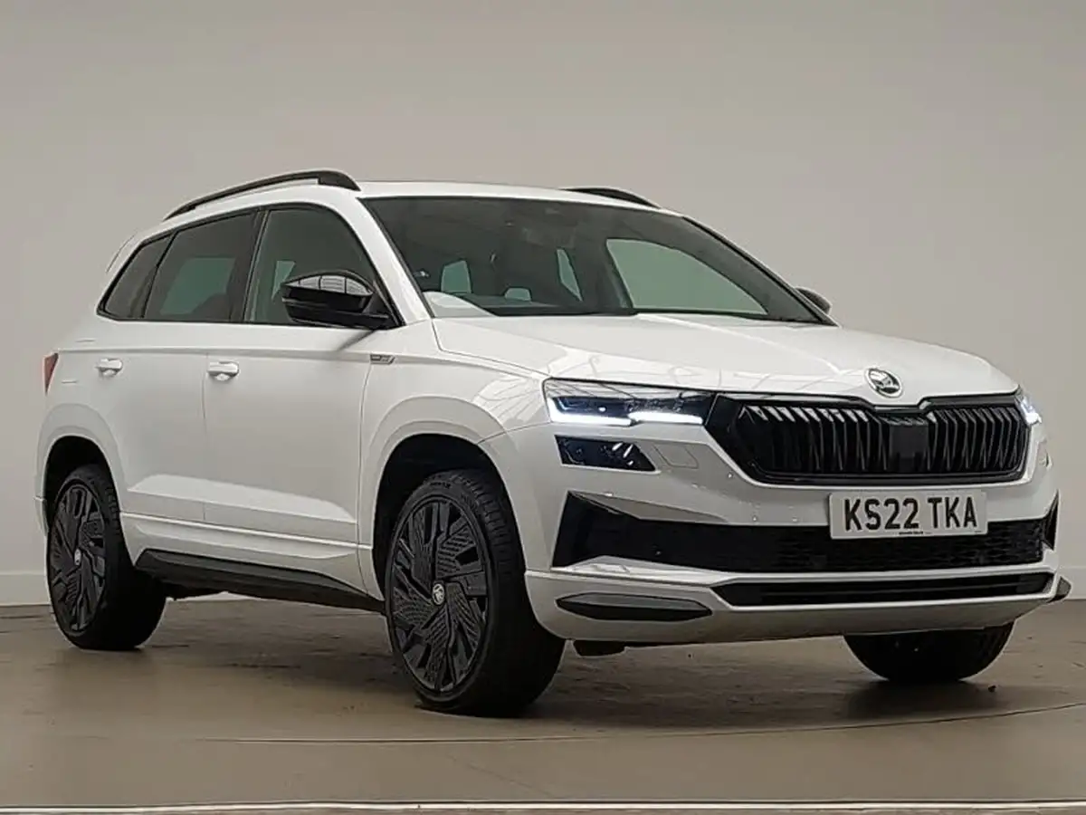 2022-skoda-karoq-15-tsi-sportline-dsg-big-0