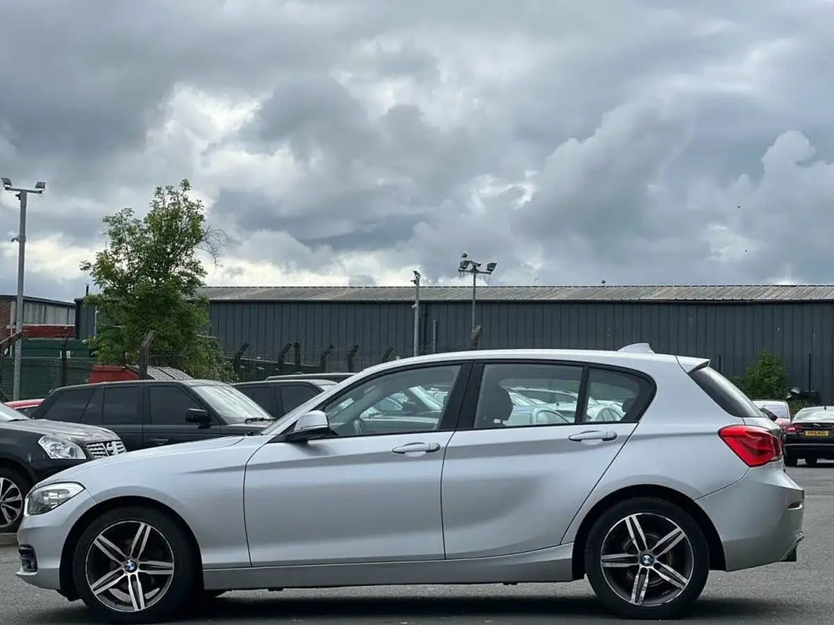2016-bmw-1-series-15td-116d-sport-5d-big-7