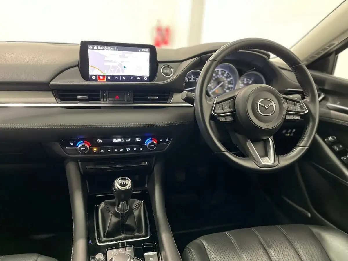 2018-mazda-mazda6-20-skyactiv-g-sport-nav-tourer-5d-big-31