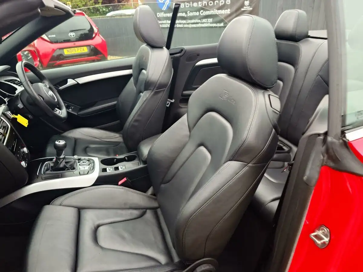2015-audi-a5-18-s-line-cabriolet-2d-big-18