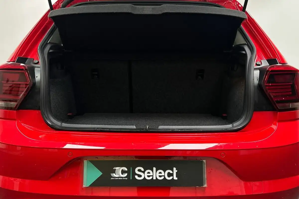 2020-volkswagen-polo-10-match-big-15