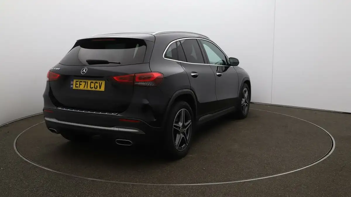 2022-mercedes-benz-gla-class-13-gla-180-amg-line-premium-plus-big-56