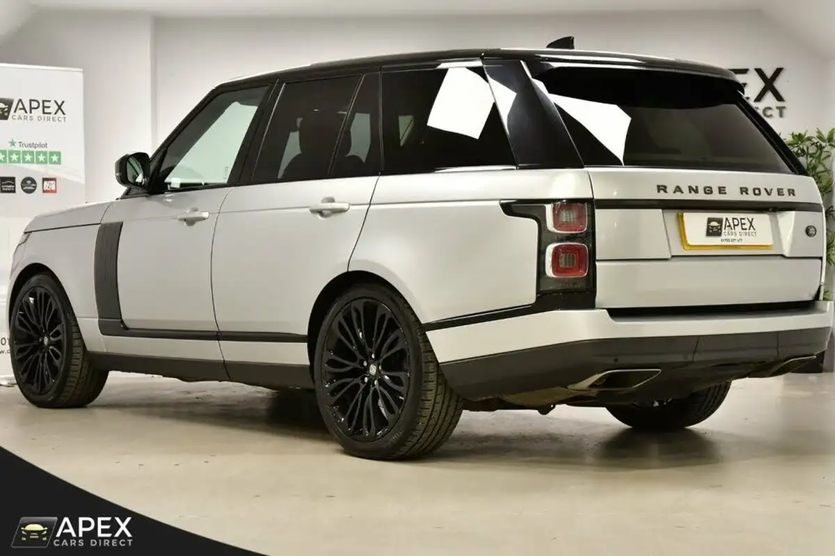 2018-land-rover-range-rover-30tdv6-vogue-big-8