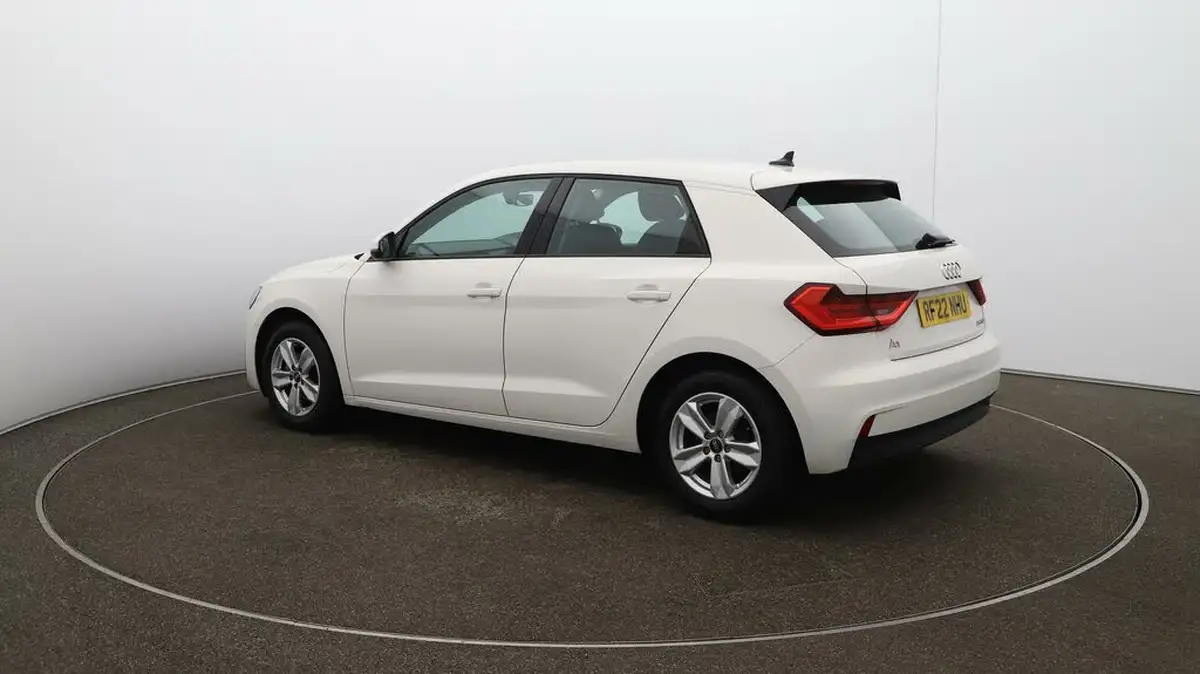 2022-audi-a1-10-25-tfsi-technik-big-34