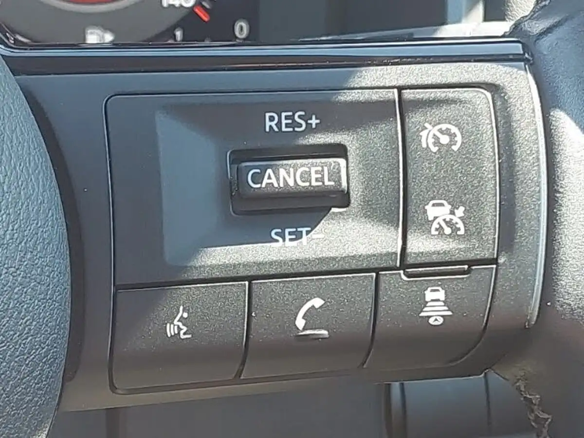 2022-nissan-qashqai-13-dig-t-n-connecta-158ps-big-14