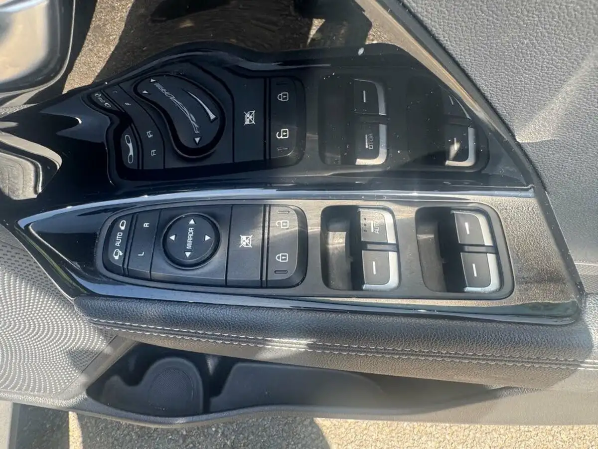 2020-kia-niro-16-gdi-2-big-36