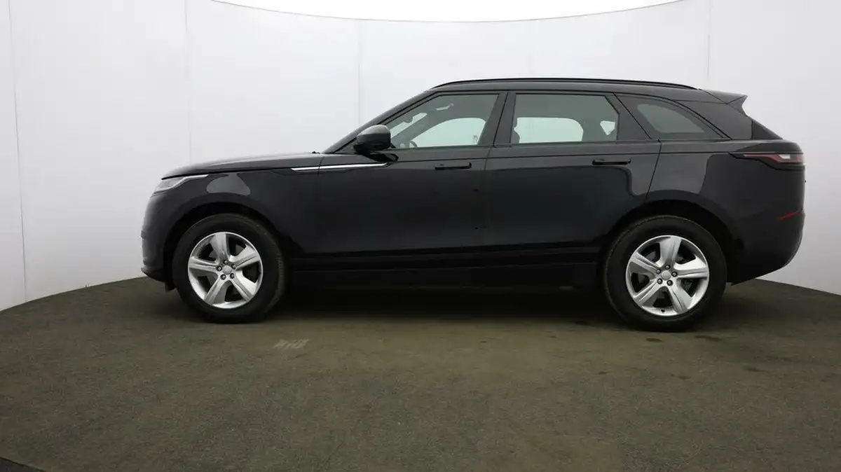 2021-land-rover-range-rover-velar-20-d200-velar-big-68