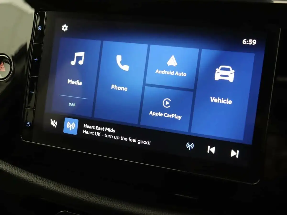 2024-toyota-aygo-x-10-vvt-i-edge-big-34