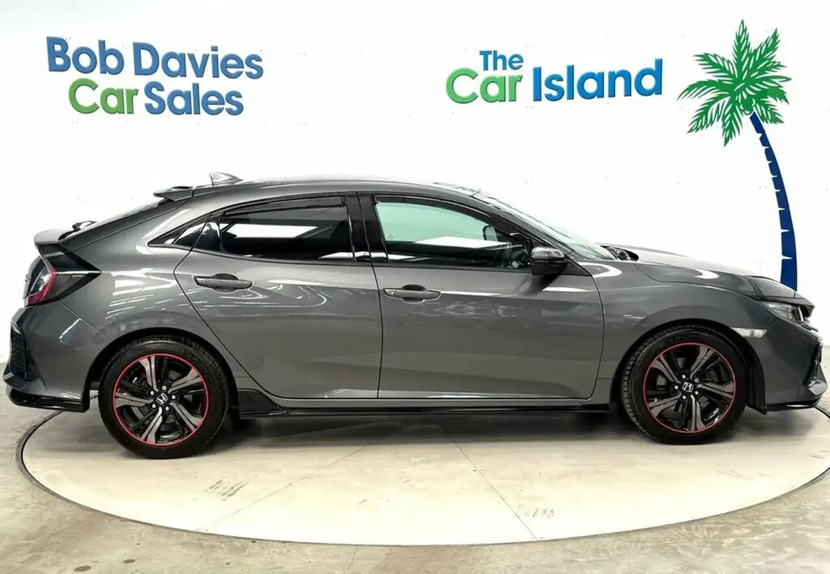 2018-honda-civic-15-vtec-turbo-sport-ss-big-8