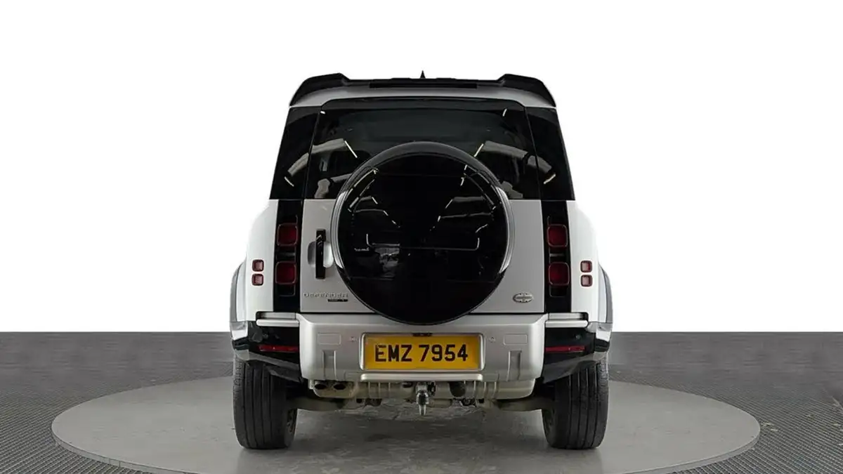 2020-land-rover-110-defender-20-d240-s-110-big-4