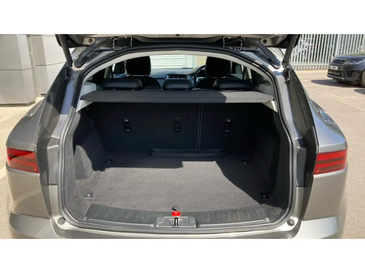 2019-jaguar-e-pace-20-i4d-hse-240ps-big-9