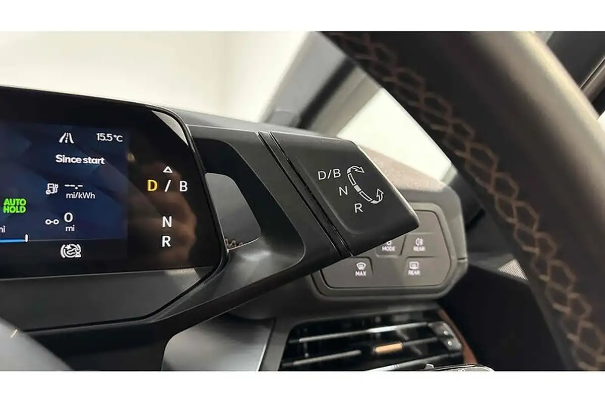 2023-cupra-born-e-v1-204ps-big-38