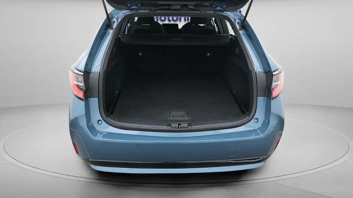 2022-toyota-corolla-18-vvt-i-icon-tech-spare-wheel-touring-sports-5d-big-17