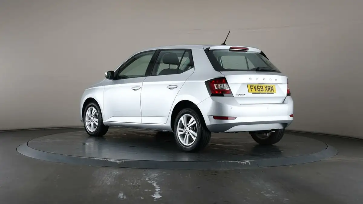 2019-skoda-fabia-10-mpi-se-60ps-hatchback-big-70
