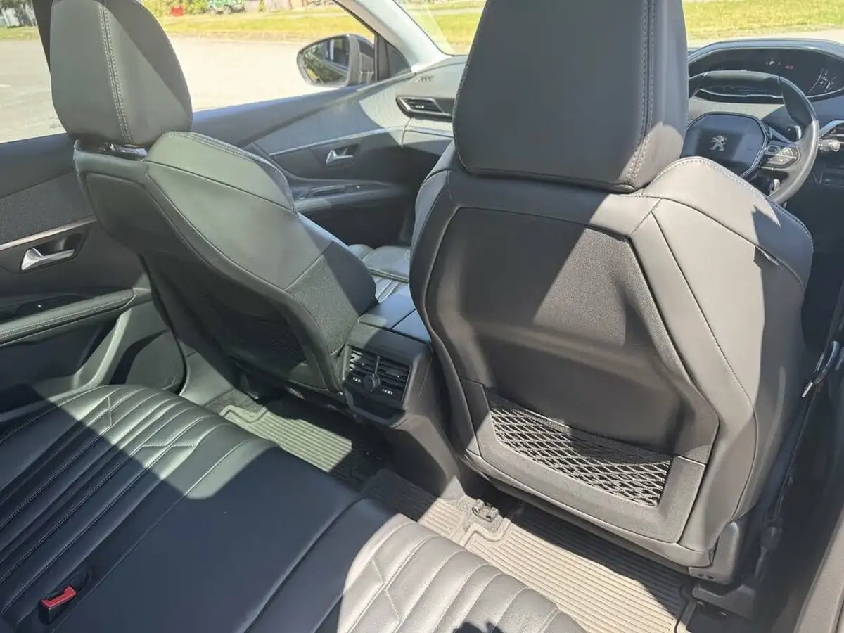 2018-peugeot-3008-suv-12-puretech-allure-eat6-big-15