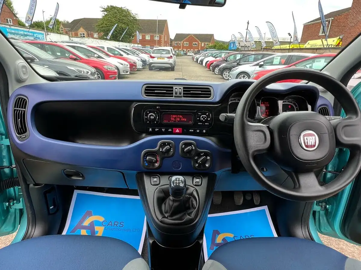 2015-fiat-panda-09-lounge-big-22