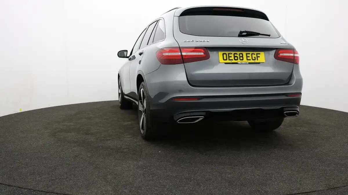 2018-mercedes-benz-glc-class-21d-glc220d-urban-edition-big-31