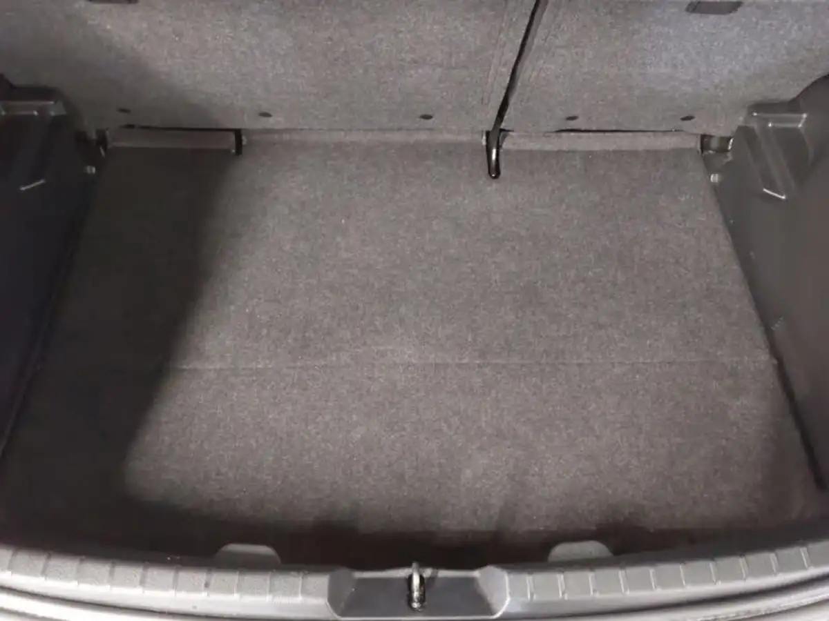 2016-toyota-yaris-133-icon-vvt-i-5d-big-7