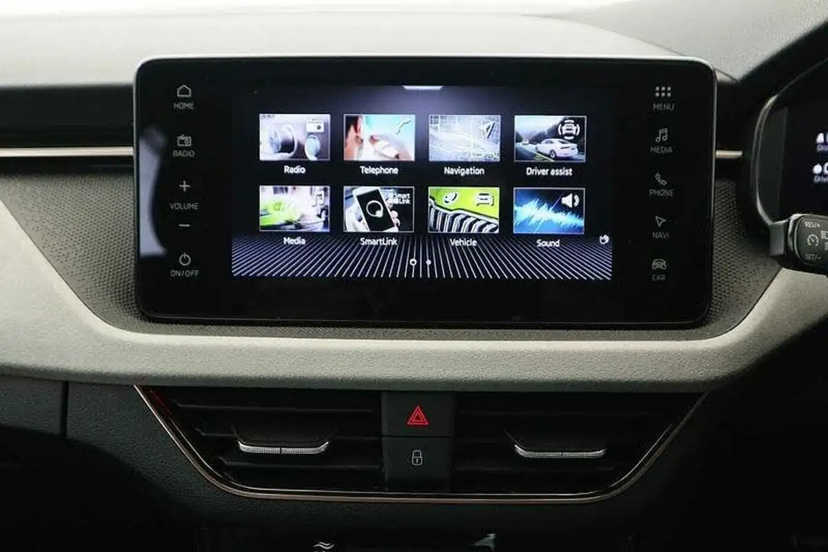 2024-skoda-kamiq-10-tsi-se-l-116ps-dsg-big-11