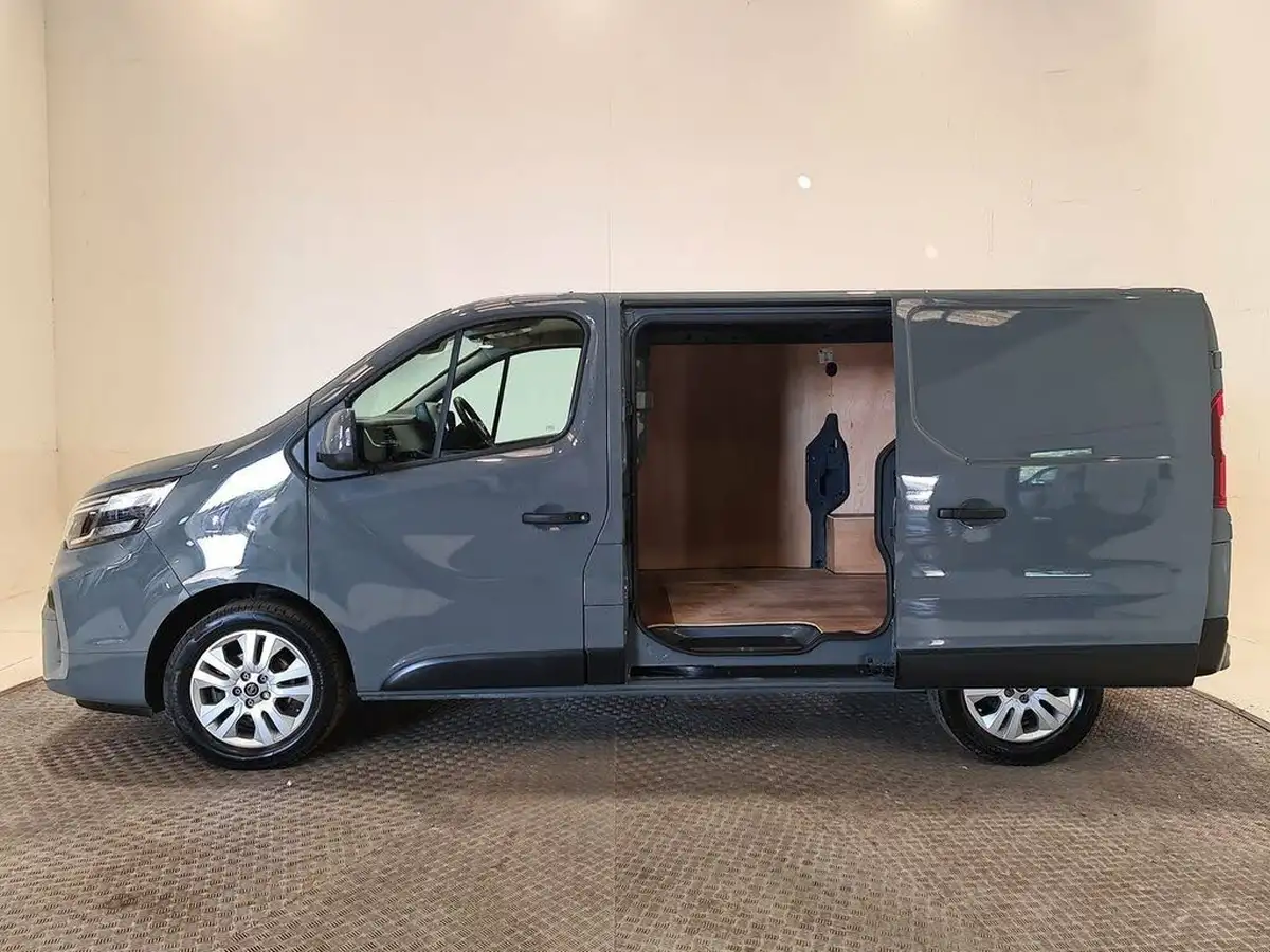 2022-nissan-primastar-20dci-tekna-28-l1h1-130pseu6d-crew-van-big-5