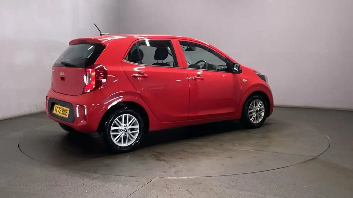 2022-kia-picanto-10-2-big-7