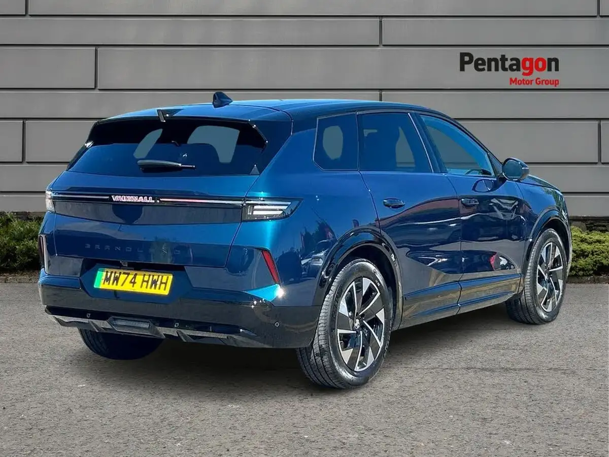 2024-vauxhall-grandland-e-gs-big-4