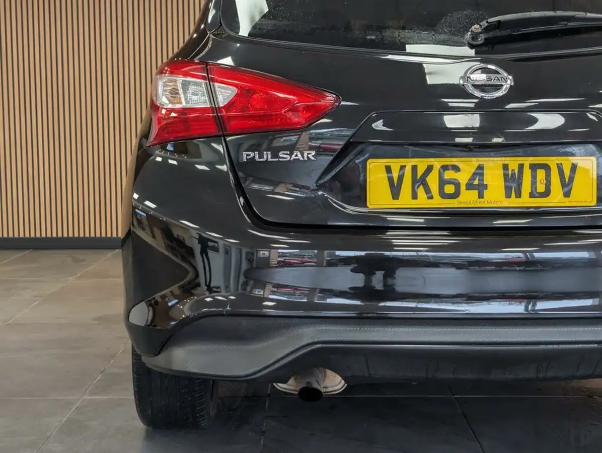 2014-nissan-pulsar-15dci-tekna-big-9