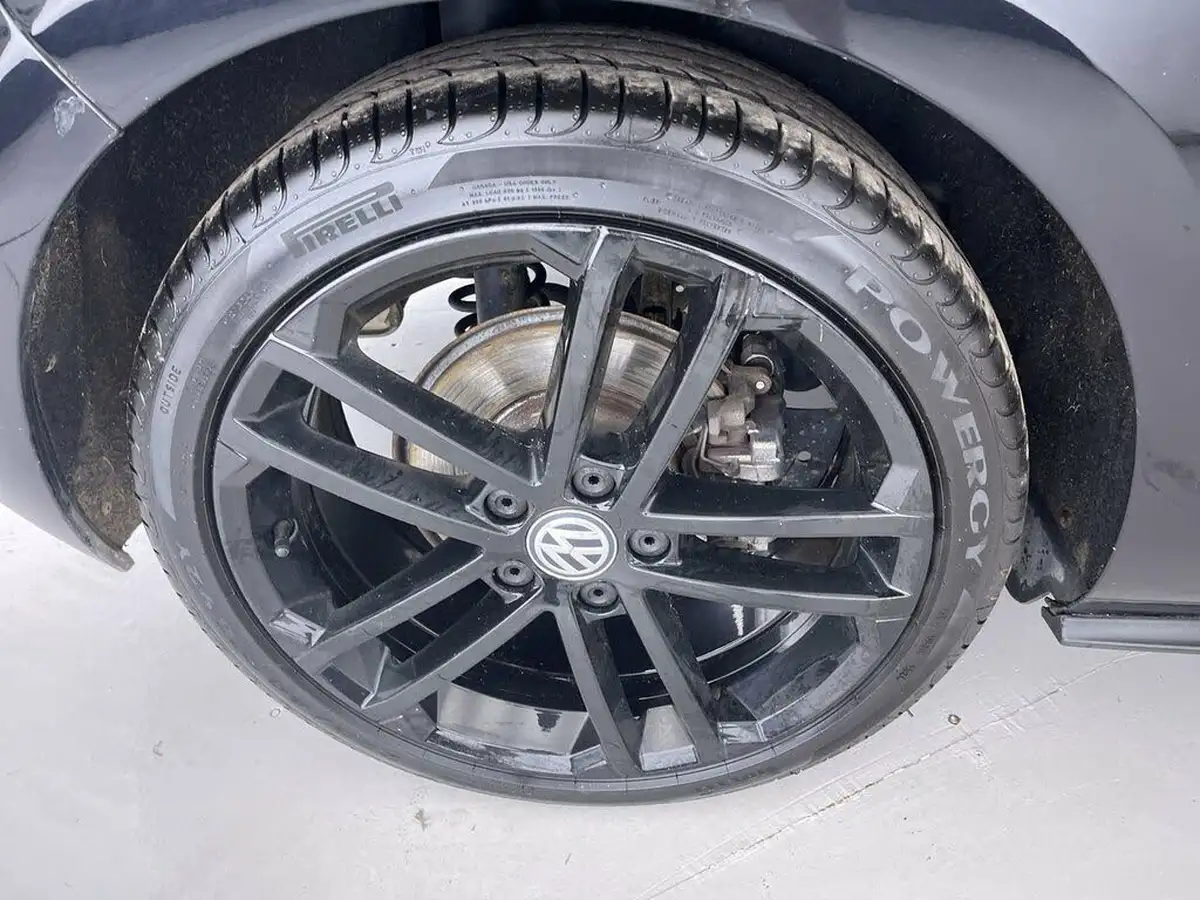 2014-volkswagen-golf-20tdi-gtd-bmt-3d-big-22