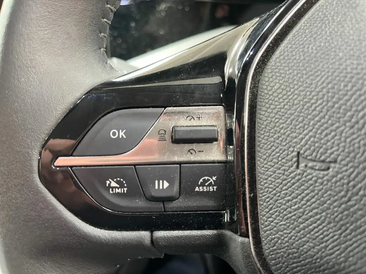 2022-peugeot-308-15-bluehdi-allure-premium-eat8-big-19
