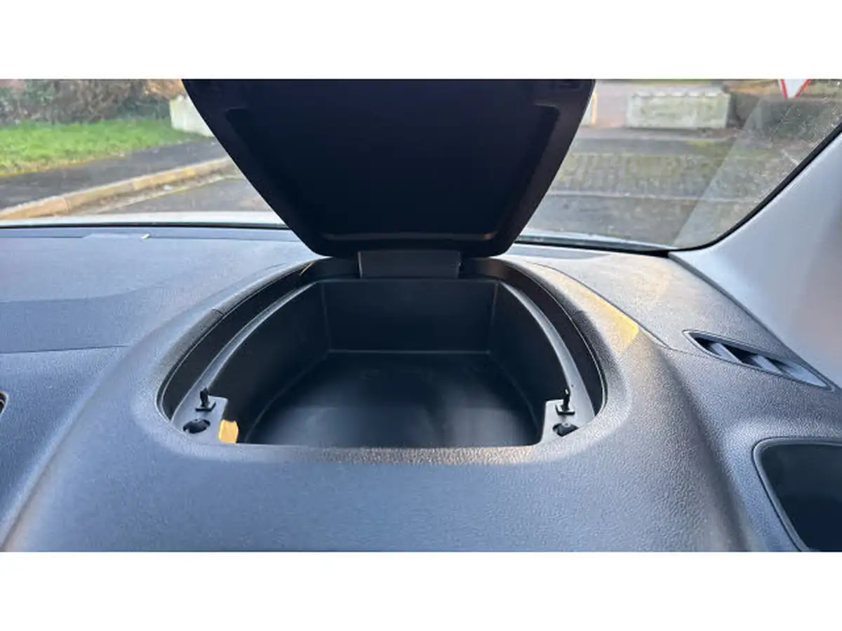 2024-citroen-berlingo-15-bluehdi-950-driver-edition-100pseu6d-big-29