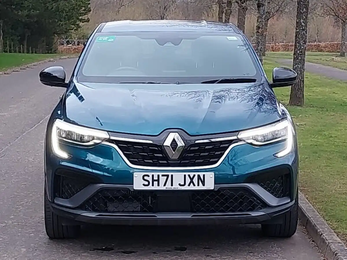 2021-renault-arkana-13-tce-rs-line-big-18