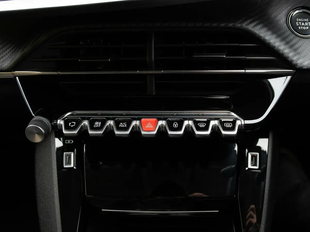 2021-peugeot-208-12-puretech-allure-premium-100bhp-big-30