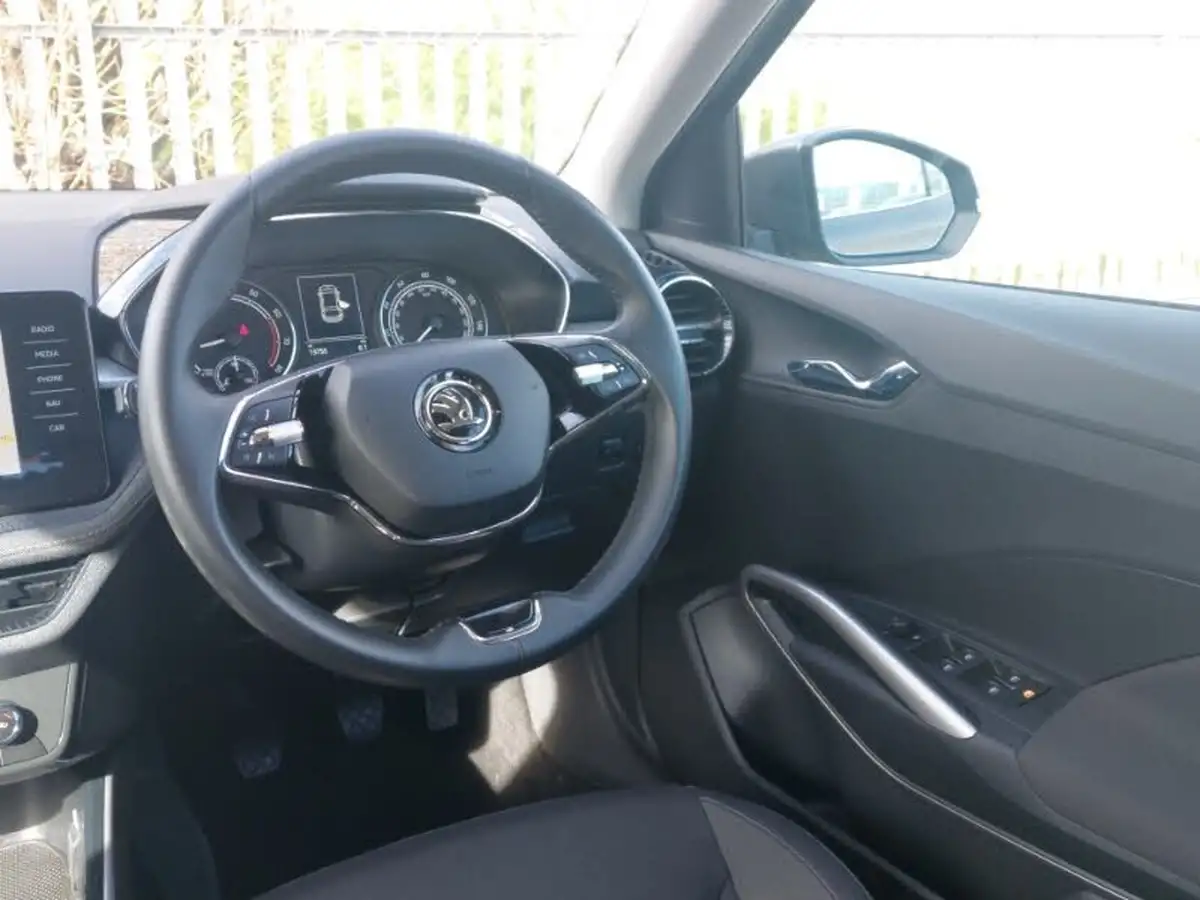 2023-skoda-fabia-10-tsi-se-l-110ps-big-9