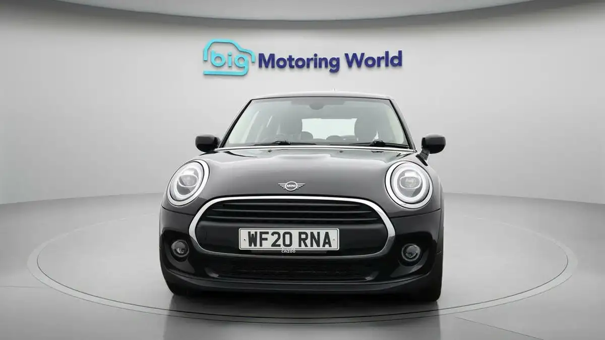 2020-mini-cooper-15-one-classic-5d-auto-big-1