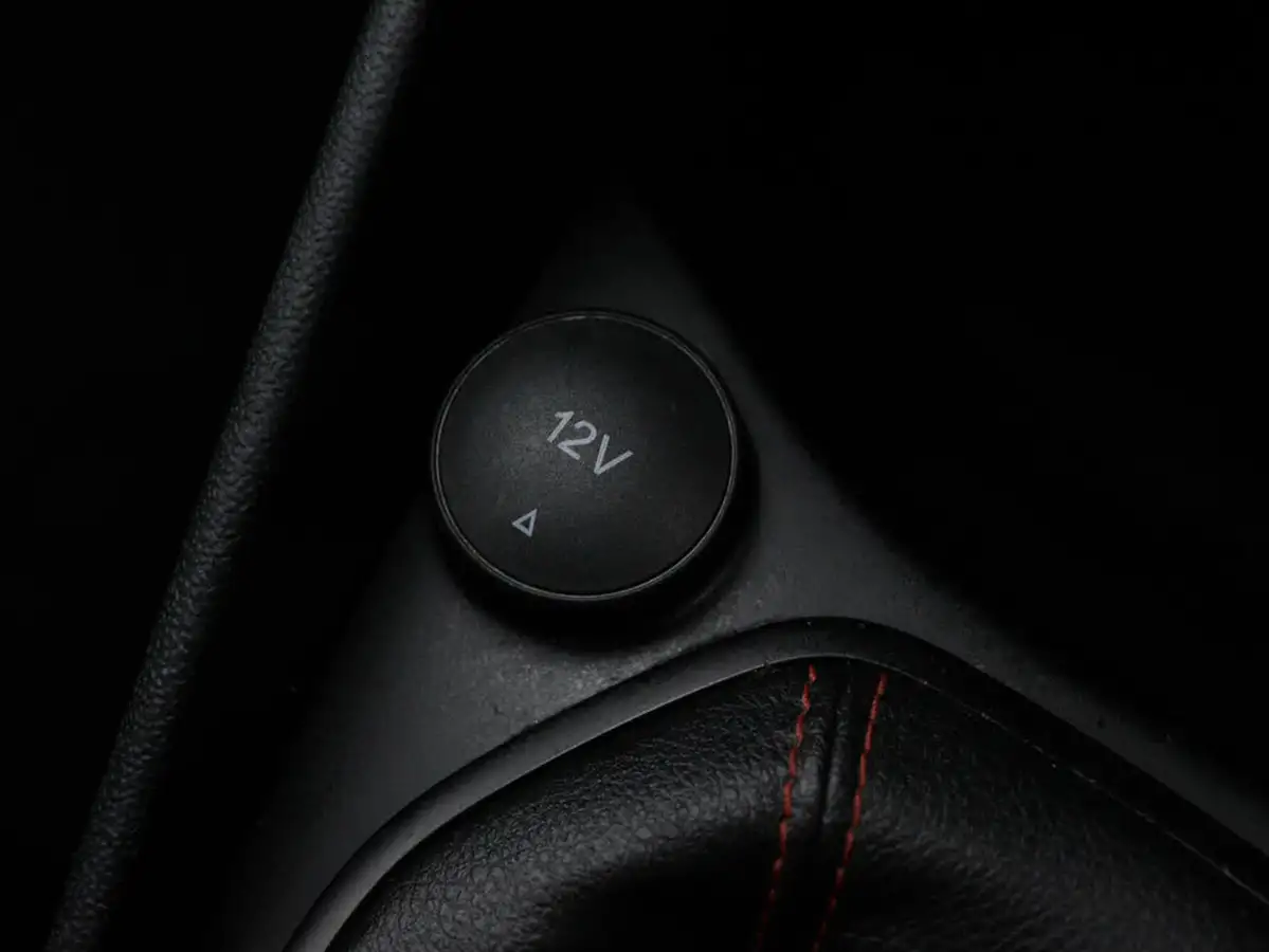 2022-ford-fiesta-10t-st-line-125ps-hybrid-mhev-5d-big-25