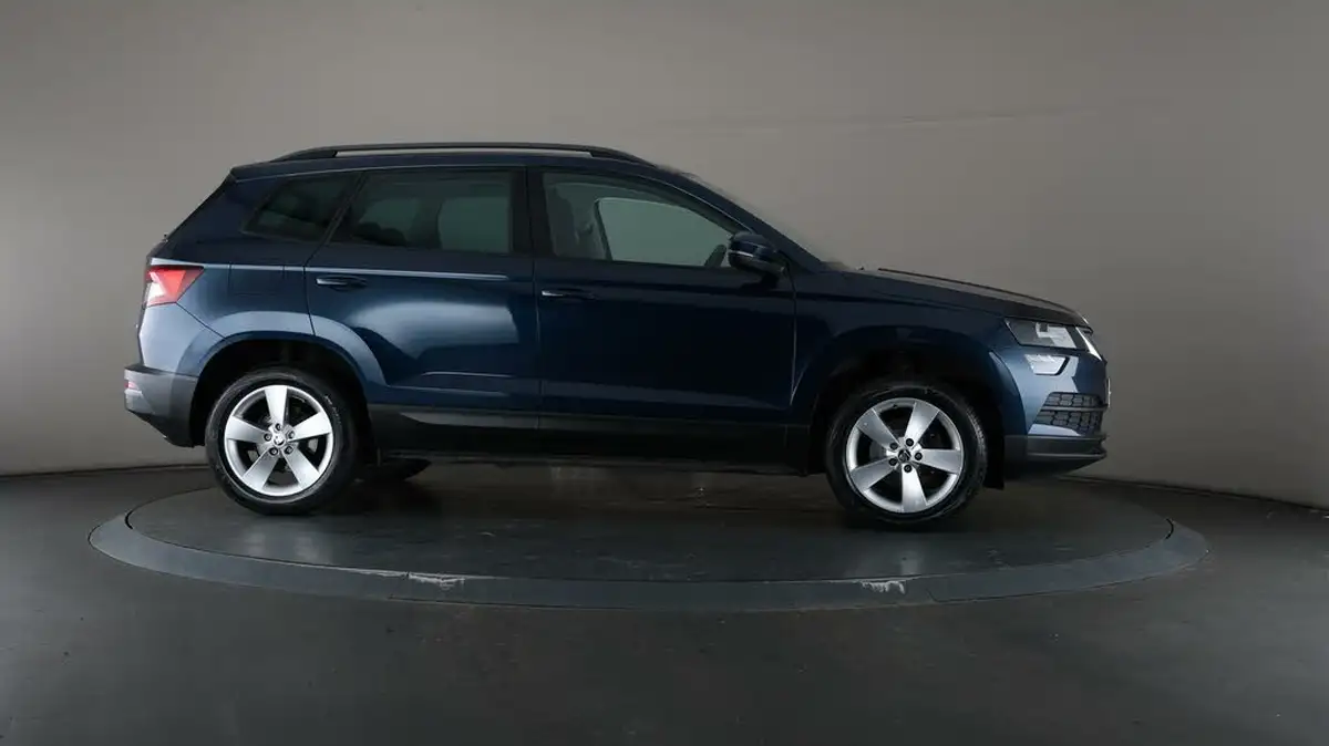 2019-skoda-karoq-16tdi-se-big-59